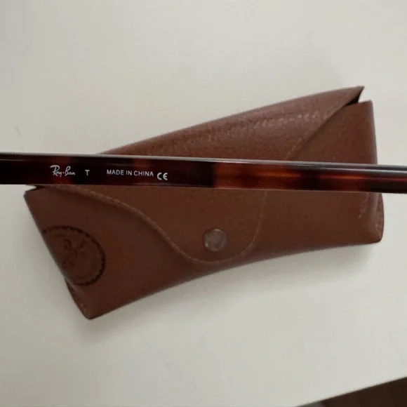 Ray-ban Clubmaster Sunglasses - Picture 3 of 4